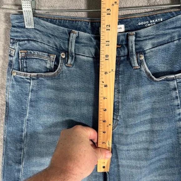 Good American Good Skate Crop Jeans Womens 0/25 Blue High Rise Wide Leg Raw Hem - Picture 13 of 14